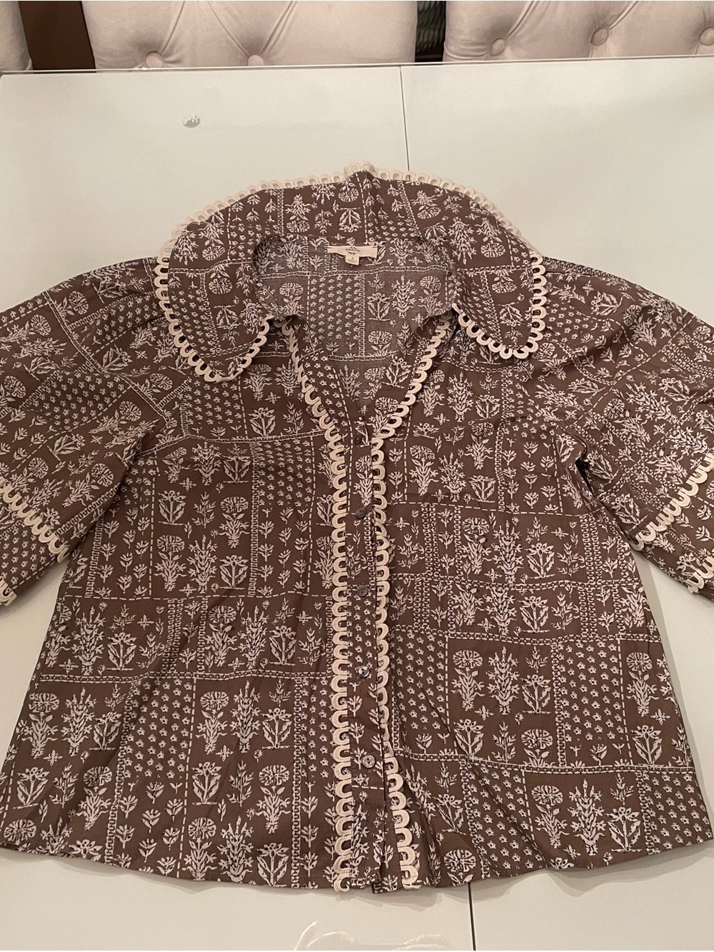 entro Brown Floral Print Button-Down Shirt with Cream Trim